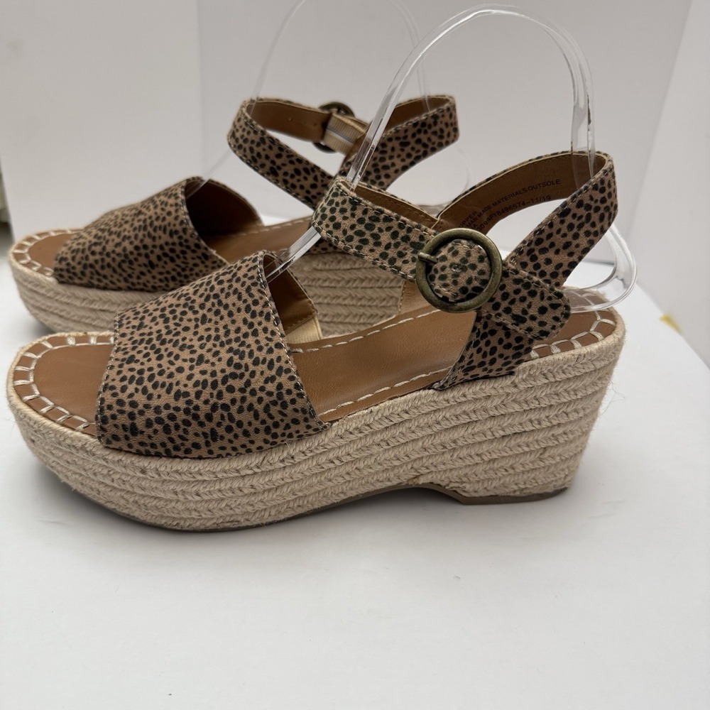 Universal Thread Cheetah Print Espadrille Wedge Sandals 9 Women Platform Strap